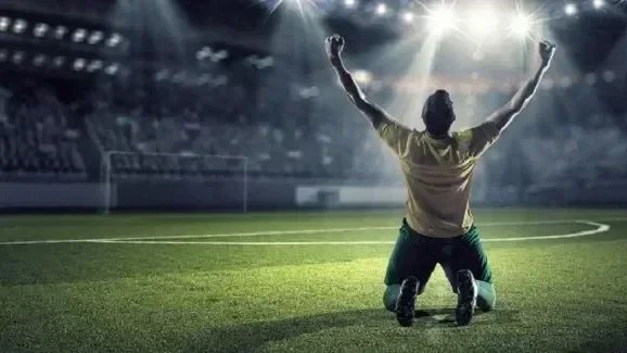 Tahmin Ligi Başlıyor: Futbol Artık Sadece Sahada Oynanmayacak!
