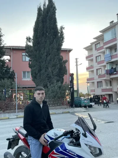 Emirhan Güleç