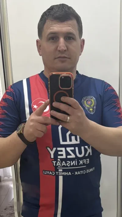 Salh Sekmen